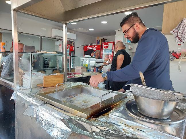 פלאפל ערפי - הסעדה