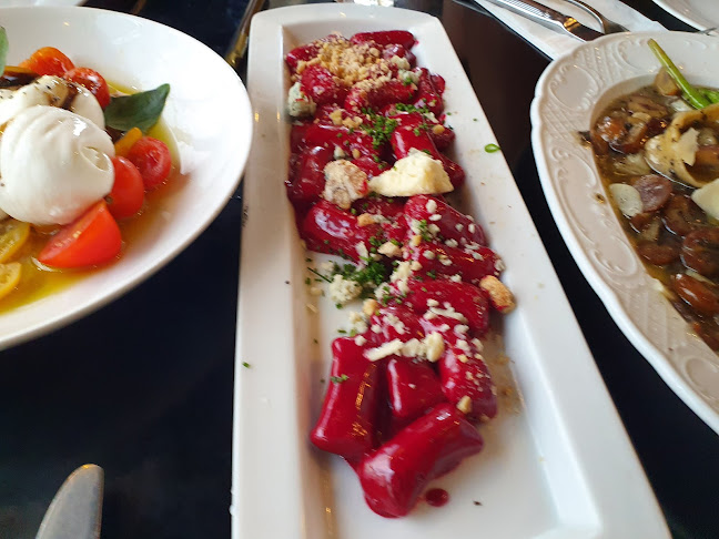 דרך השלום 53, גבעתיים