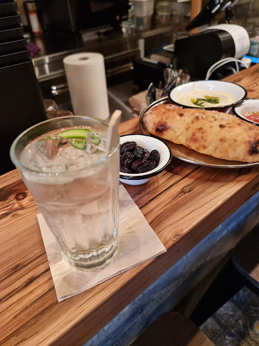 ביצ'יקלטה - הסעדה