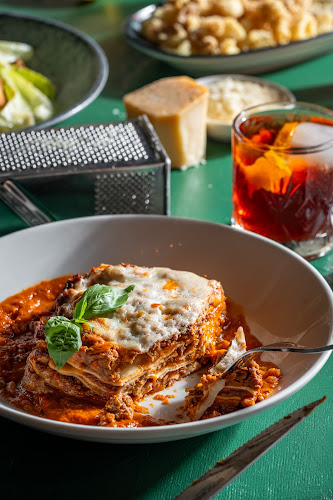 Giuseppina - הסעדה