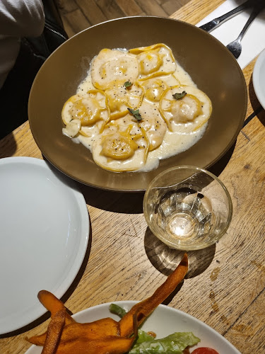 גויה תל אביב כשר - תל אביב-יפו