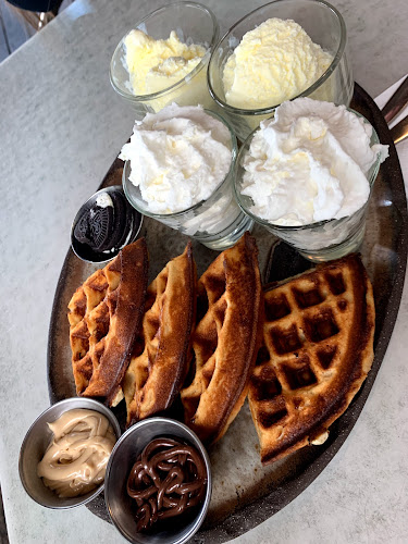 Opinii despre קפה זליק în קרית אונו - הסעדה