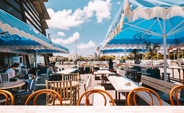 ארומה אספרסו בר Aroma Espresso Bar - תל אביב-יפו