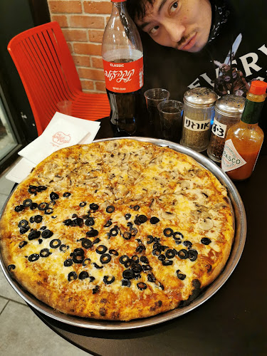 Opinii despre ביג אפל פיצה în ירושלים - הסעדה