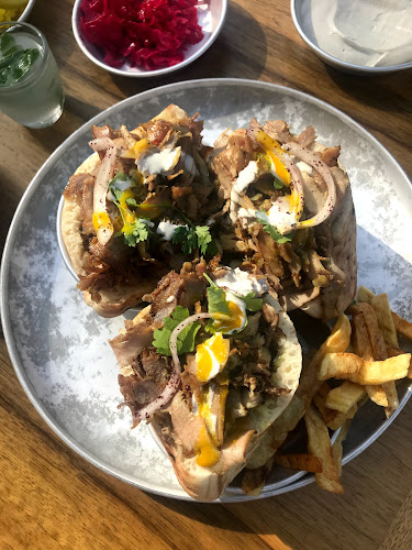 Comentarii opinii despre הלבנטיני