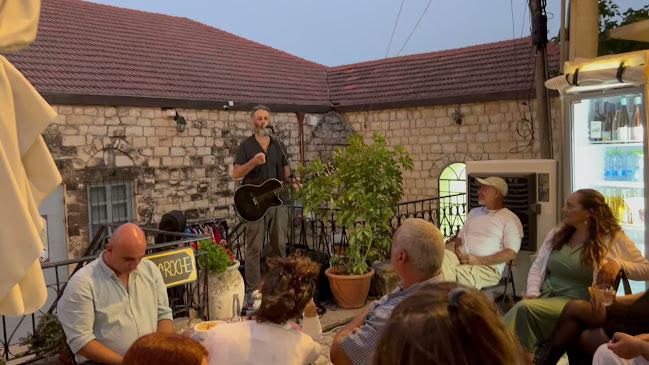 Cafe LA Roch - קפה לראש - הסעדה