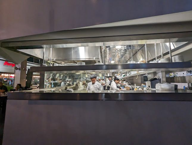 זוזוברה כפר סבא - הסעדה