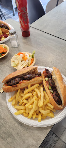 שיפודי הפינה