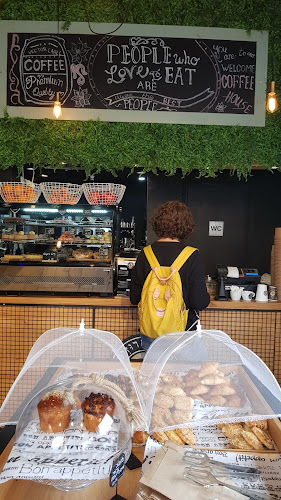 יואב 12, רמת גן