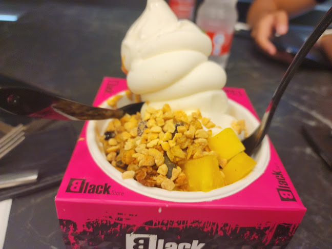 חנות שחורה - הסעדה