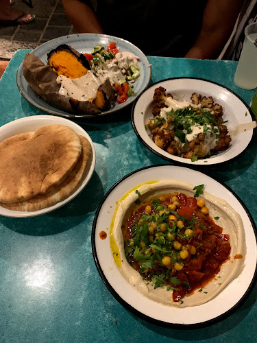 חומוס ושות' - הסעדה