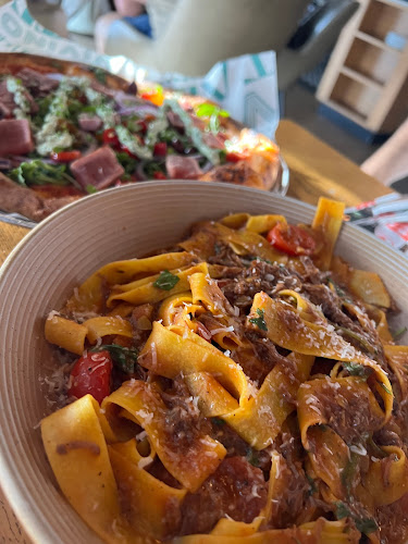 Opinii despre ויוינו ראשון לציון în ראשון לציון - הסעדה