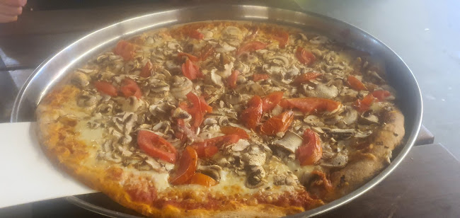 פאפא ג'ינוס פיצה - רמת גן