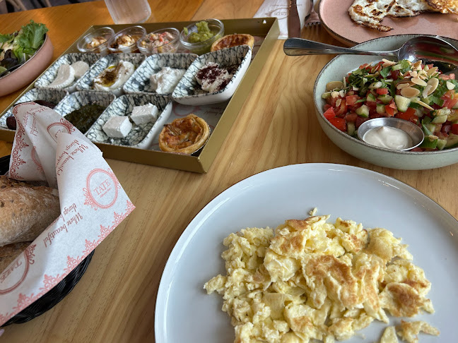 המעפילים 5, נהריה