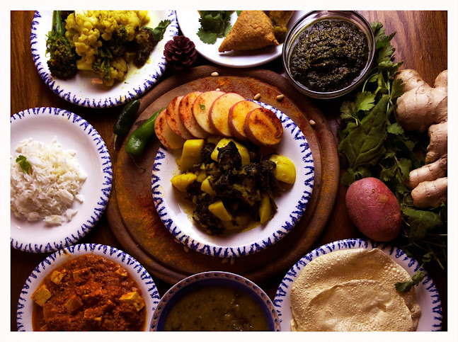 צ'אנדרה. אמיר אהרון