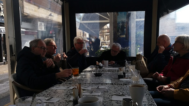 קפה בגדד - הסעדה