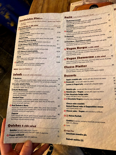 נוקטורנו - הסעדה