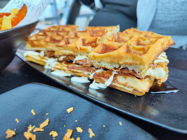 קדושי בגדד 34, חיפה