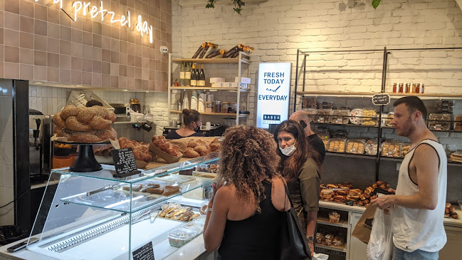 בבקה בייקרי - הסעדה