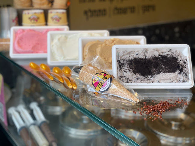 גלידה פינגוין-סניף הוד השרון - הסעדה