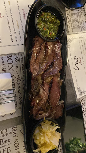 הגוז'ון - הסעדה