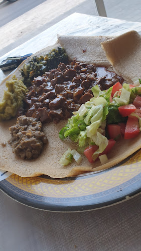 מסעדת "צלל" - מסעדה אתיופית - הסעדה