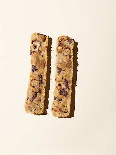 Comentarii opinii despre Alon Shabo Store (אלון שבו חנות וקונדיטוריה שינקין)