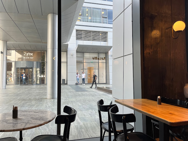 Opinii despre ארקפה מגדלי אלון în תל אביב-יפו - הסעדה