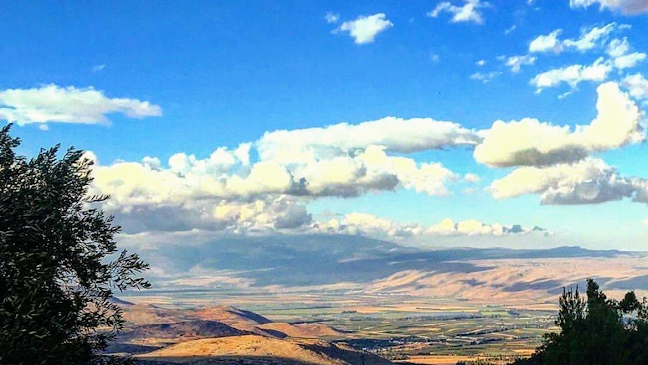 הבית בקצה הנוף - עמוקה