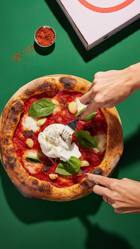 Comentarii opinii despre Mucha