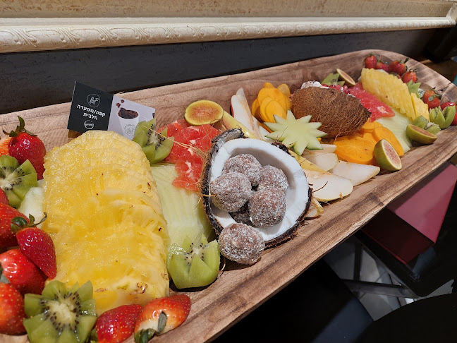 Reef Cafe - הסעדה