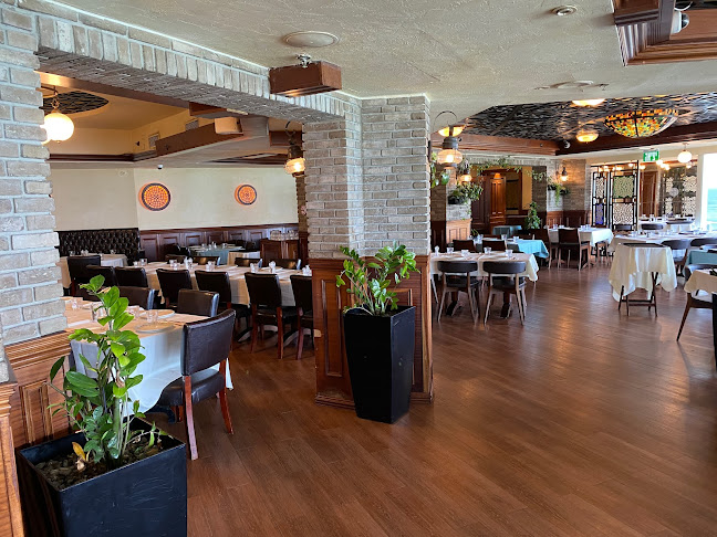 מסעדת שוואטינא - בת גלים - הסעדה