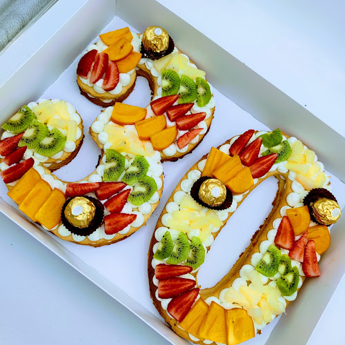 Revital Sweet, רויטל סוויטס - הסעדה