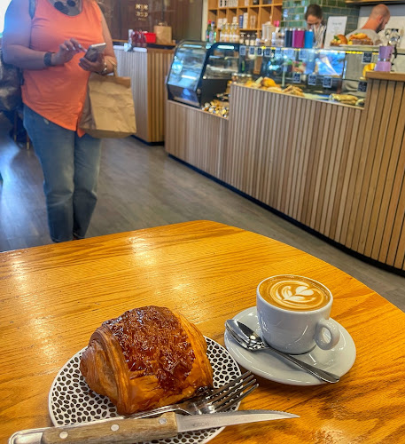 דרך העצמאות 53, חיפה