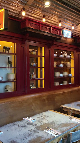 שוק, אלוף קלמן מגן 3, תל אביב-יפו