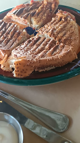 ‎Cafe Ivri‎ - הסעדה