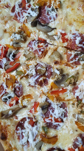 Pizza deluxe - פיצה דילוקס