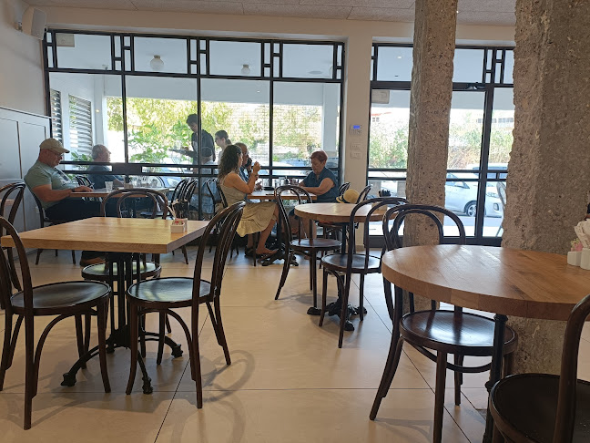 Comentarii opinii despre עוגה צ'אגה קונדיטוריה באילת • עוגות איכות • בית קפה