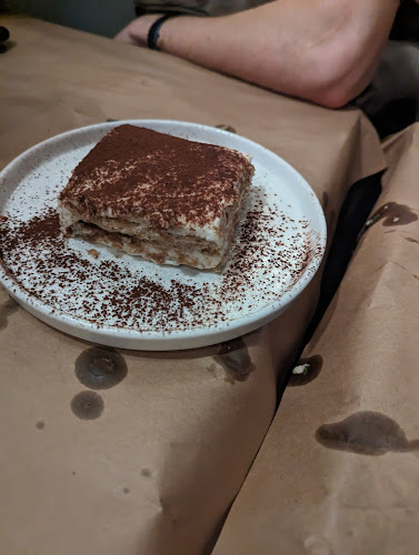 Calabria trattoria del'sud - הסעדה