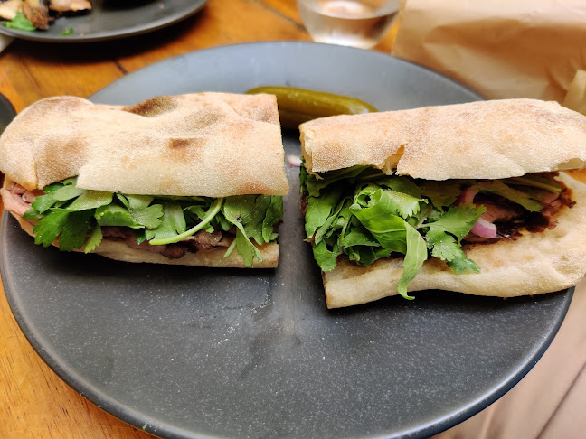 שנסקי ברנסקי - הסעדה