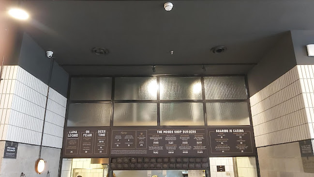 moses shop מוזס שופ הוד השרון