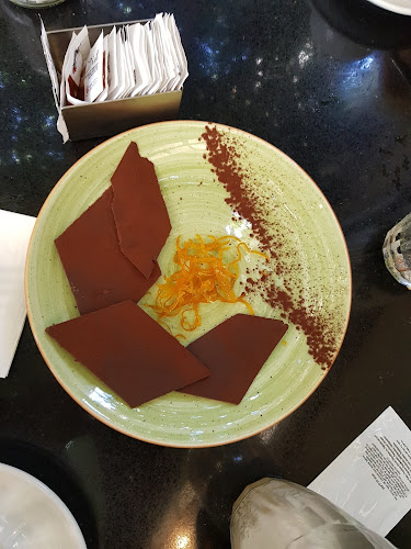 אחד העם 6, תל אביב-יפו