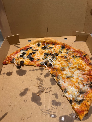 פאפא ג'ונס לבונטין - פיצרייה בדרום תל אביב - תל אביב-יפו