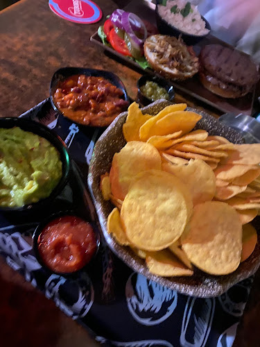 Opinii despre נולה סוקס פאב în חיפה - הסעדה