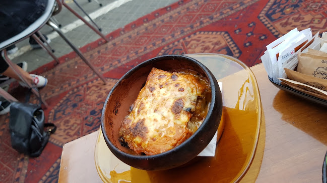 קפה פועה - הסעדה