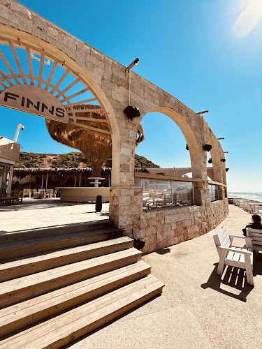 Finns Bay - נתניה