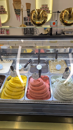 גולדה נמל תל אביב