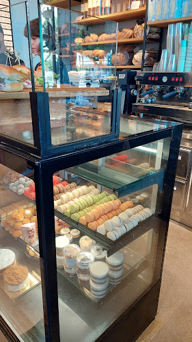 Comentarii opinii despre Bakery - בייקרי צינה כיכר דיזנגוף