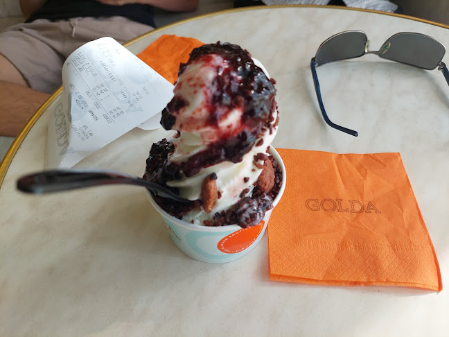 גלידה גולדה קריית חיים - הסעדה