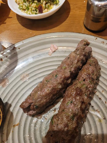 עלׇאֶש - בית של בשר - הסעדה